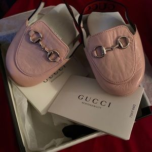 Baby gucci slides